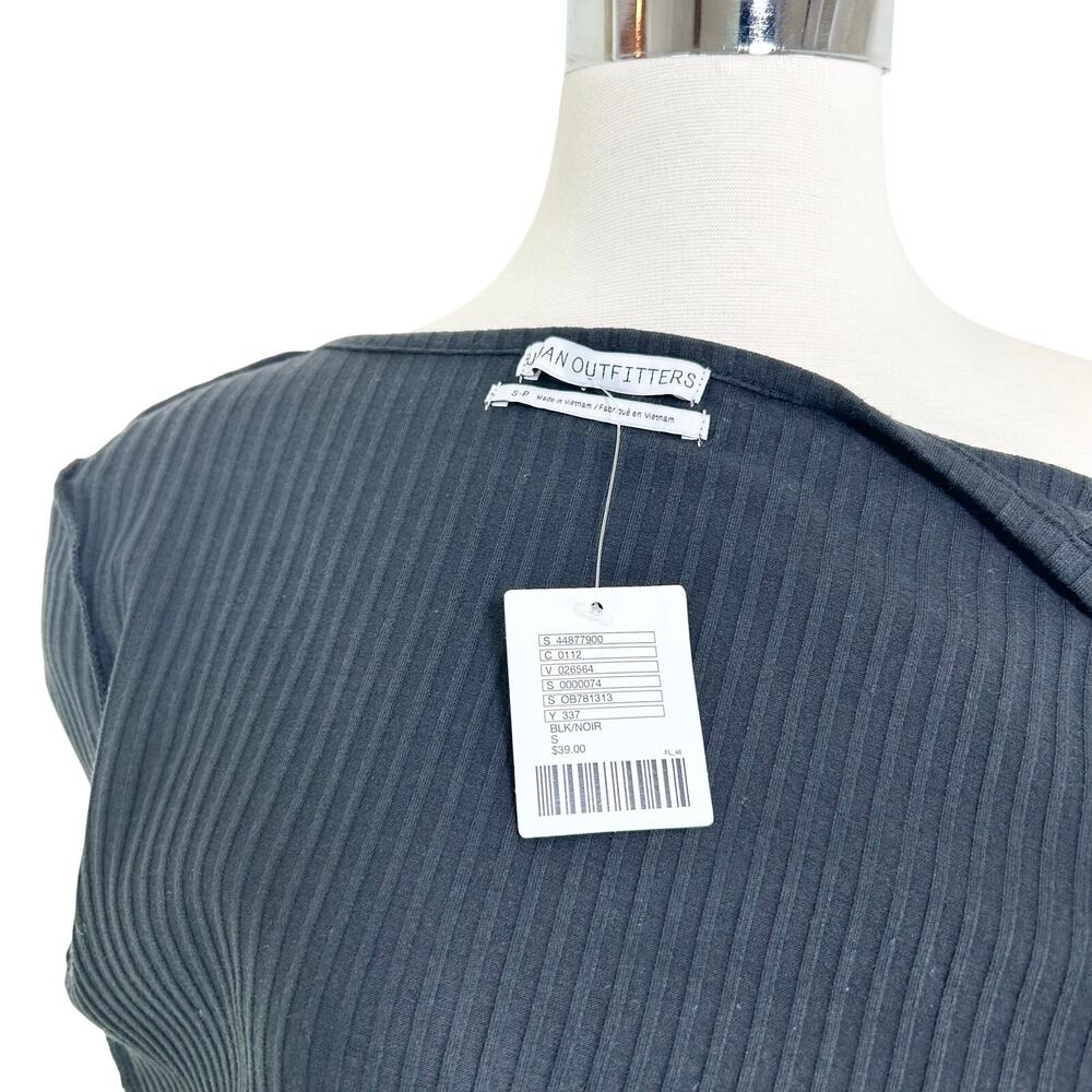 UO Crop Top Hook & Eye Front Closure Ribbed Black Short Sleeve Women's‎ Small - Picture 6 of 7